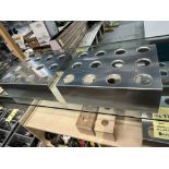LOT: (2) GMP support à cornets acier inox