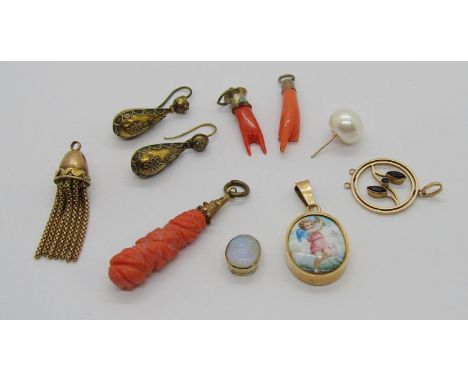 Mixed collection of antique and later jewellery to include a pair of Aesthetic Movement type drop earrings with cannetille fr
