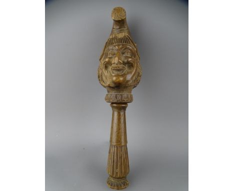CONTINENTAL CARVED WOODEN NUTCRACKER, 18.5cms long