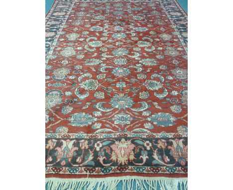 Large Persian ground rug carpet, 320cm x 226cm