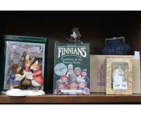 A shelf containing a Villeroy and Boch figurine, David Winter Cottage, Just the Right Shoe etc in original boxes&nbsp;