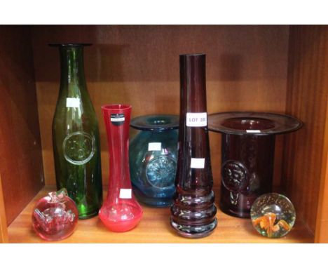 A shelf containing five modern pieces of Glass including a Dartington example, together with two paperweights (7)