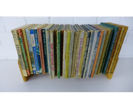 Book trough containing a selection of vintage children's paperbacks (a lot)  