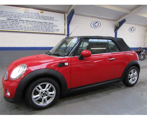 Make &amp; Model: Mini Cooper DDate of Reg: YD63 ZZHColour: Redcc: 1598MoT: 07-02-2023Fuel Type: DIESELMileage: 76kTransmissi