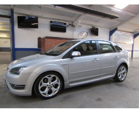 Make &amp; Model: Ford Focus ST2Date of Reg: L800 PPLColour: Silvercc: 2521MoT: 03-07-2022Fuel Type: PETROLMileage: 87kTransm