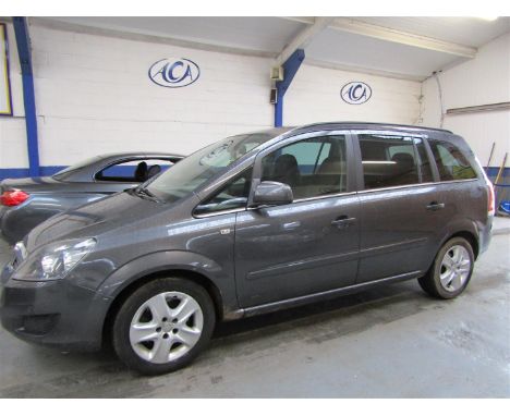 Make &amp; Model: Vauxhall Zafira Excl CDTI EflxDate of Reg: FY11 EXBColour: Greycc: 1686MoT: 03-02-2023Fuel Type: DIESELMile