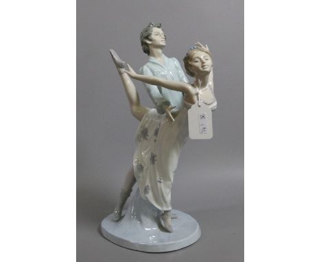 A large Nao figure group formed as a pair of ballet dancers.