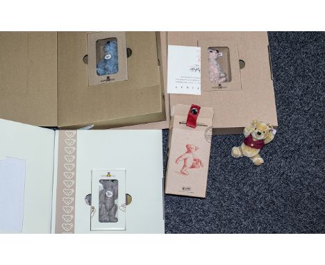 Collection of Four Steiff Club Miniature Bears, boxed, comprising Steiff club 2003,2004 and 2005, and a Margarete Steiff Gien
