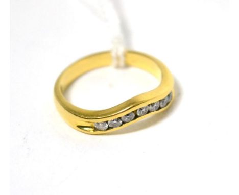 An 18ct gold diamond ring, total estimated diamond weight 0.35 carat approximately 