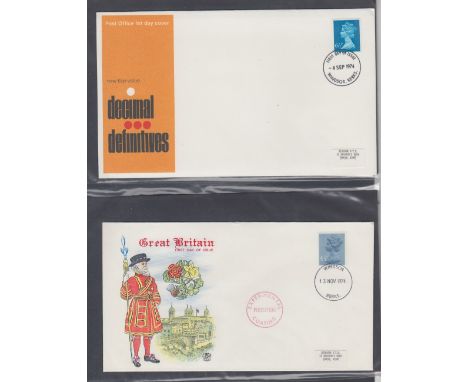 STAMPS FIRST DAY COVERS Two albums of definitive covers including some better 1970's Machins and booklet panes, good lot 