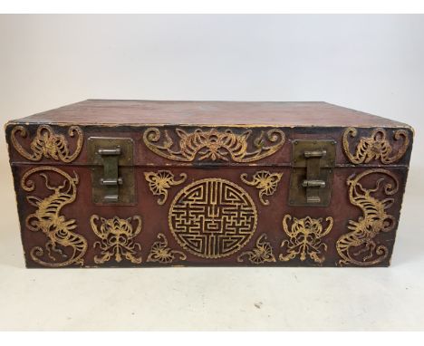 An oriental decorative pig skin trunk.     W:89cm x D:58cm x H:36cm