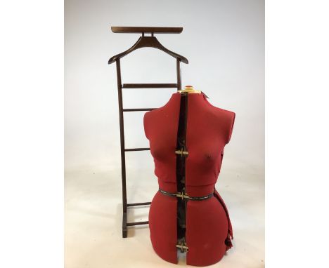 An adjustable mannequin together with a gentlemans valet