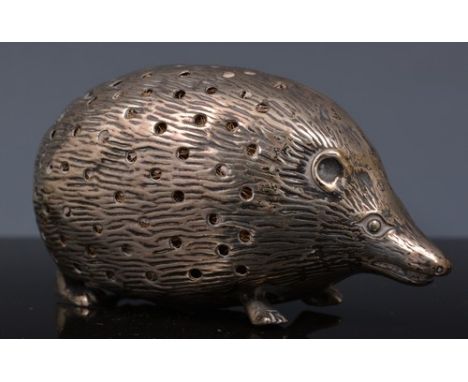 Edwardian silver novelty pin cushion, Birmingham 1904, designed as a Porcupine, 7cm.