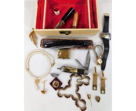 Various costume jewellery and effects, to include two wristwatches, an Accurist and a Mudu, faux pearl necklace, lipstick hol