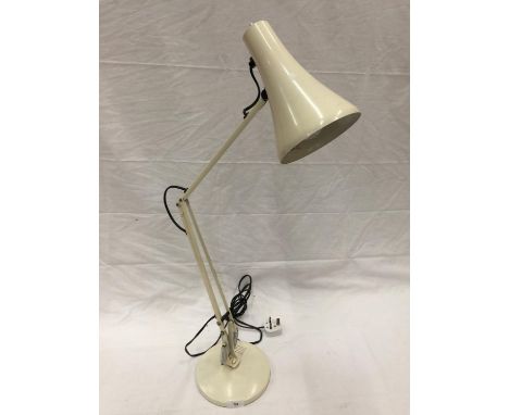 A LARGE VINTAGE ANGLE POISE LAMP H: 66CM 