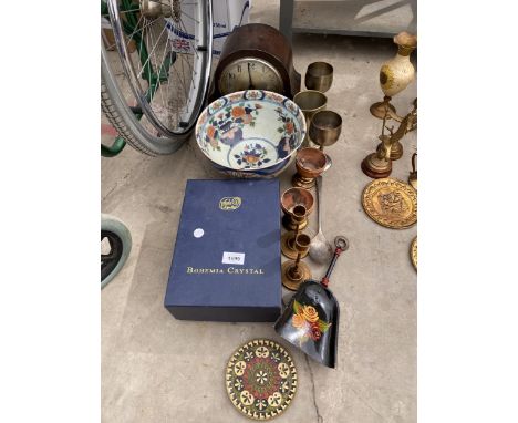 AN ASSORTMENT OF ITEMS TO INCLUDE A CLOCK, TANKARDS AND CANDLESTICKS ETC 