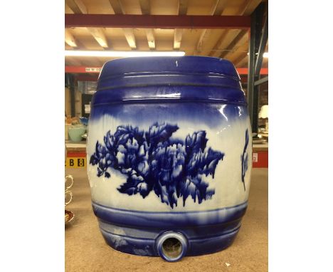 A BLUE AND WHITE PATTERN CERAMIC DISPENSER BARREL H: 31CM 