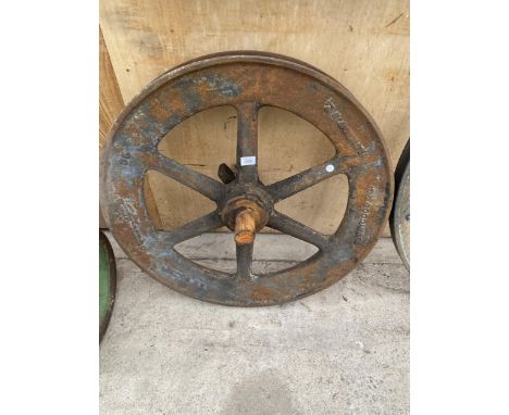 A VINTAGE CAST IRON 'WAYGOOD &amp; CO' LONDON PULLEY WHEEL (D:77CM) 