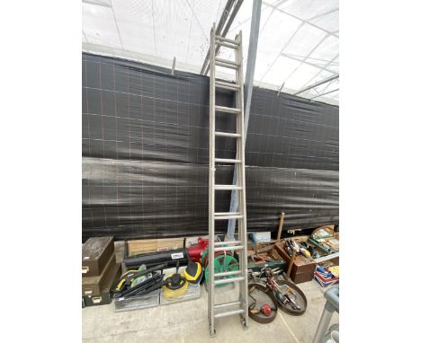 A 22 RUNG ALUMINIUM TWO SECTION EXTENDING LADDER 