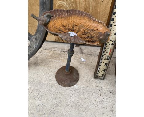 A DECORATIVE VINTAGE CAST IRON BIRDBATH 