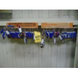 LOT OF SAFETY LOCKS, assorted (Building to right)