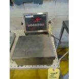 SCALE, CARDINAL MDL. 205, 20 x 0.05 lb. cap., 8" x 10", on table, S/N E33410-0222 (Machine shop