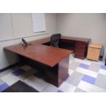 LOT OF OFFICE FURNITURE: U-shaped desk, 4-drawer file cabinet, 2-drawer file cabinet, 3' x 6' table,