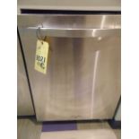 UNDER CABINET REFRIGERATOR, WHIRLPOOL (Main office)