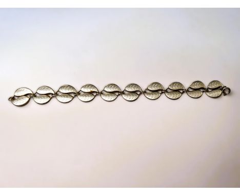 David Anderson: a double leaf silver and white enamel bracelet stamped DA 925s Stirling Norway, 18cm 12.3gm 