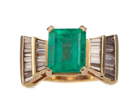 EMERALD AND DIAMOND RINGthe emerald cut emerald of approximately 4.26 carats on tiered baguette cut diamond shoulders, in fou