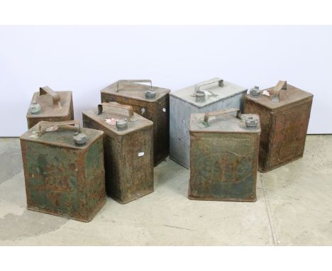 Mid 20th century vintage BP Motor Spirit and Pratt's petrol cans (7) 