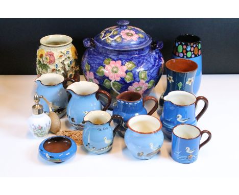 Assortment of mixed ceramics to include Babbacombe, Torquay, Devon pottery three seagull creamer jugs and other Torquay potte