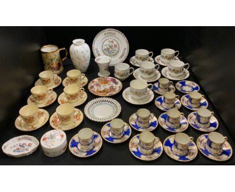 Royal Standard Lyndale coffee cups and saucers, for six;  Royal Doulton Wilton cups and saucers; Continental coffee cans and 