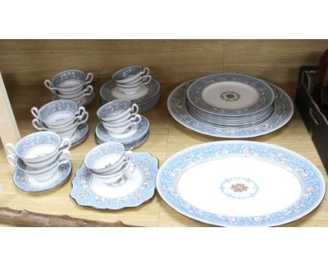 A Wedgwood Florentine dinner and tea service for six
