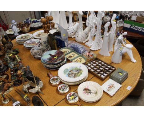 A large collection of various bird decorated collector's plates; a quantity of thimbles; an Irish Wade jar and cover decorate