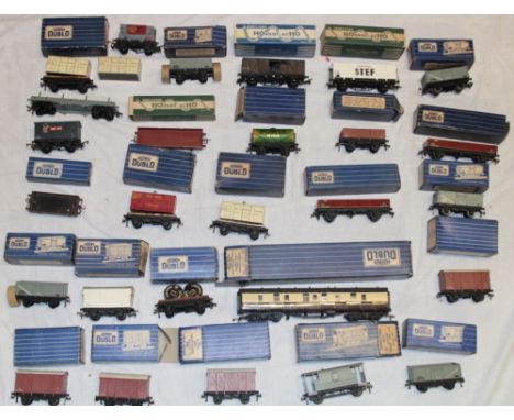 Hornby Dublo - 21 various boxed goods wagons, three boxed ACHO wagons and others etc.