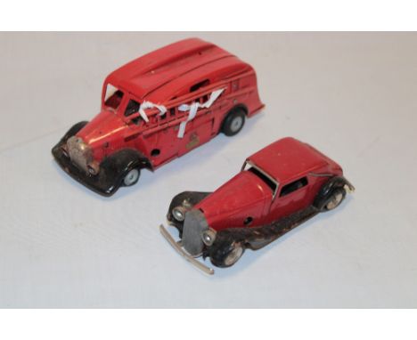 A Tri-ang Minic clockwork sedan car and a Tri-ang Minic clockwork fire engine (2) 