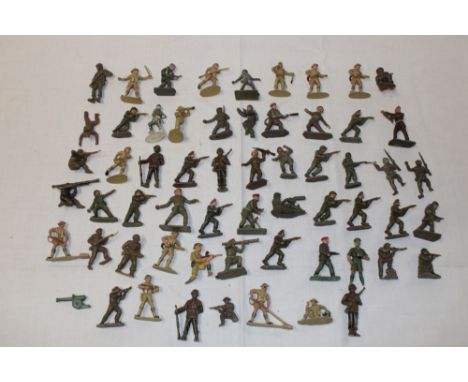 A selection of vintage plastic soldiers including Crescent, Una, Lone Star etc  