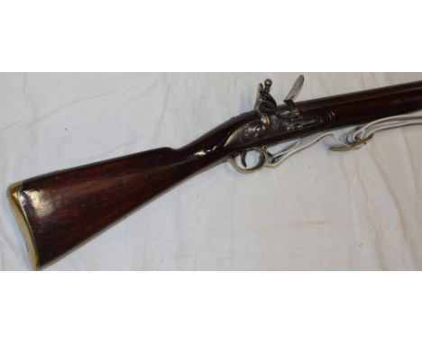 A late 18th / early 19th century India pattern Brown Bess flintlock musket by Leigh with East India Company markings, 39" ste