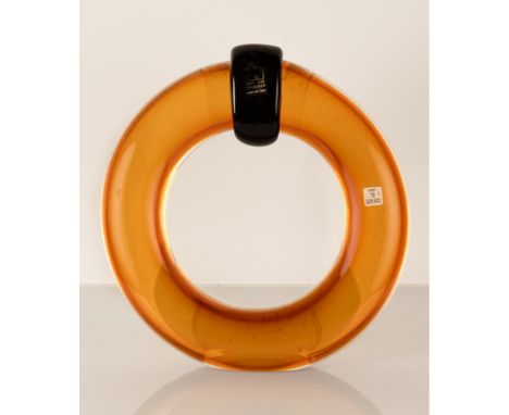 Vintage round photo frame in Murano glass in shades of Amber with black insert. 20th century cm 25x24; light cm 12,5x13