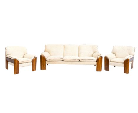 Lounge Furniture by Mobilgirgi consists of three-seater sofa and two armchairs with wooden frame and cotton coating Produced 