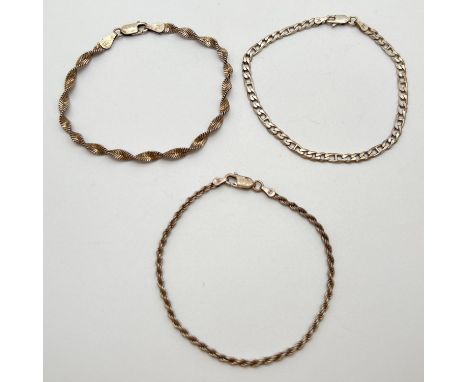 3 vintage silver chain bracelets all with lobster style clasps. A rope chain, a Singapore style chain and a Figaro style chai