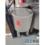 Portable can beverage ice tub