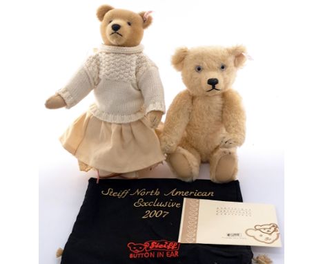 Steiff pair of teddy bears, including: (1) Oskar, white tag 669705 (faded slightly), North American Exclusive 2007, mohair, w