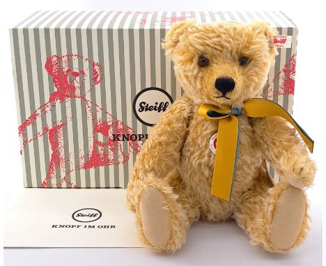 Steiff British Collectors' Bear 2020, white tag 690976, LE 927/2000, mohair, with chest tag, swing label, certificate, Excell