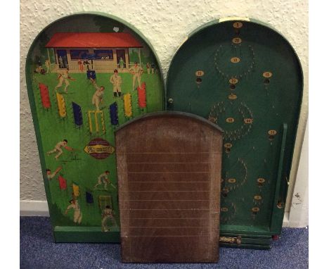 An old cribbage board etc. Est. £15 - £20.