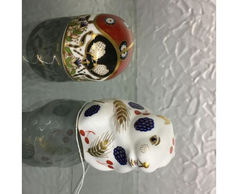 ROYAL CROWN DERBY IMARI  DORMOUSE AND LADYBUG FLASK PAPERWEIGHTS