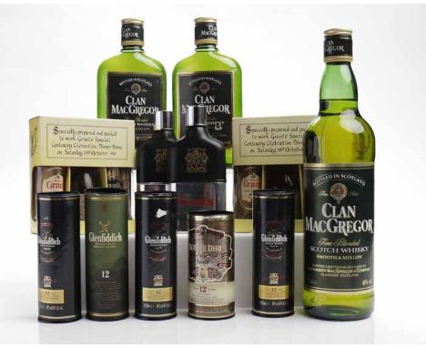 CLAN MACGREGOR
Blended Scotch Whisky. Blended and bottled in Scotland by Alexander MacGregor & Company, Scotland. 75cl, 40% v