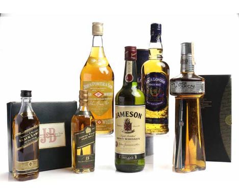 JOHN POWER & SONS GOLD LABEL
Irish Whiskey. Distilled and bottled in bond by John Power & Son, Dublin, Ireland. 1L, 43% volum
