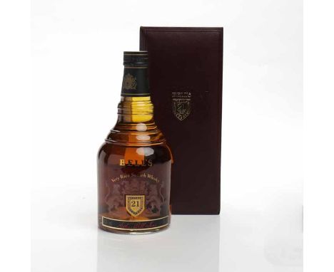 BELL'S VERY RARE ROYAL RESERVE 21 YEAR OLD
Blended Scotch Whisky. One of the more rare expressions of Arthur Bell's blend. 75